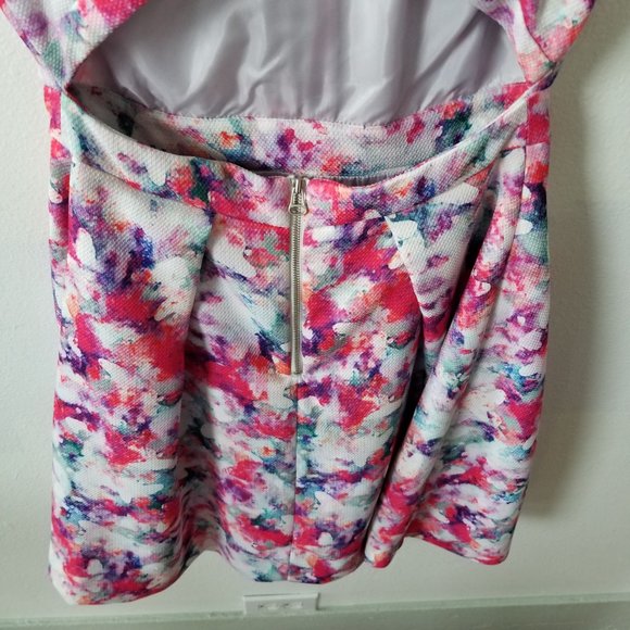 Mcginn Rainbow Tie Dye Watercolor Dress Size 4. - Picture 6 of 7